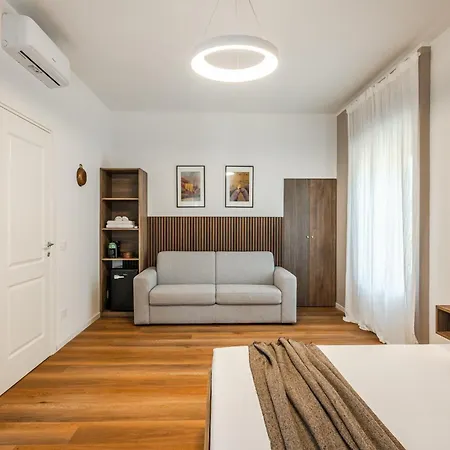 Uva D'oro - 300 M From Duomo, Parking Pass 3* Modena